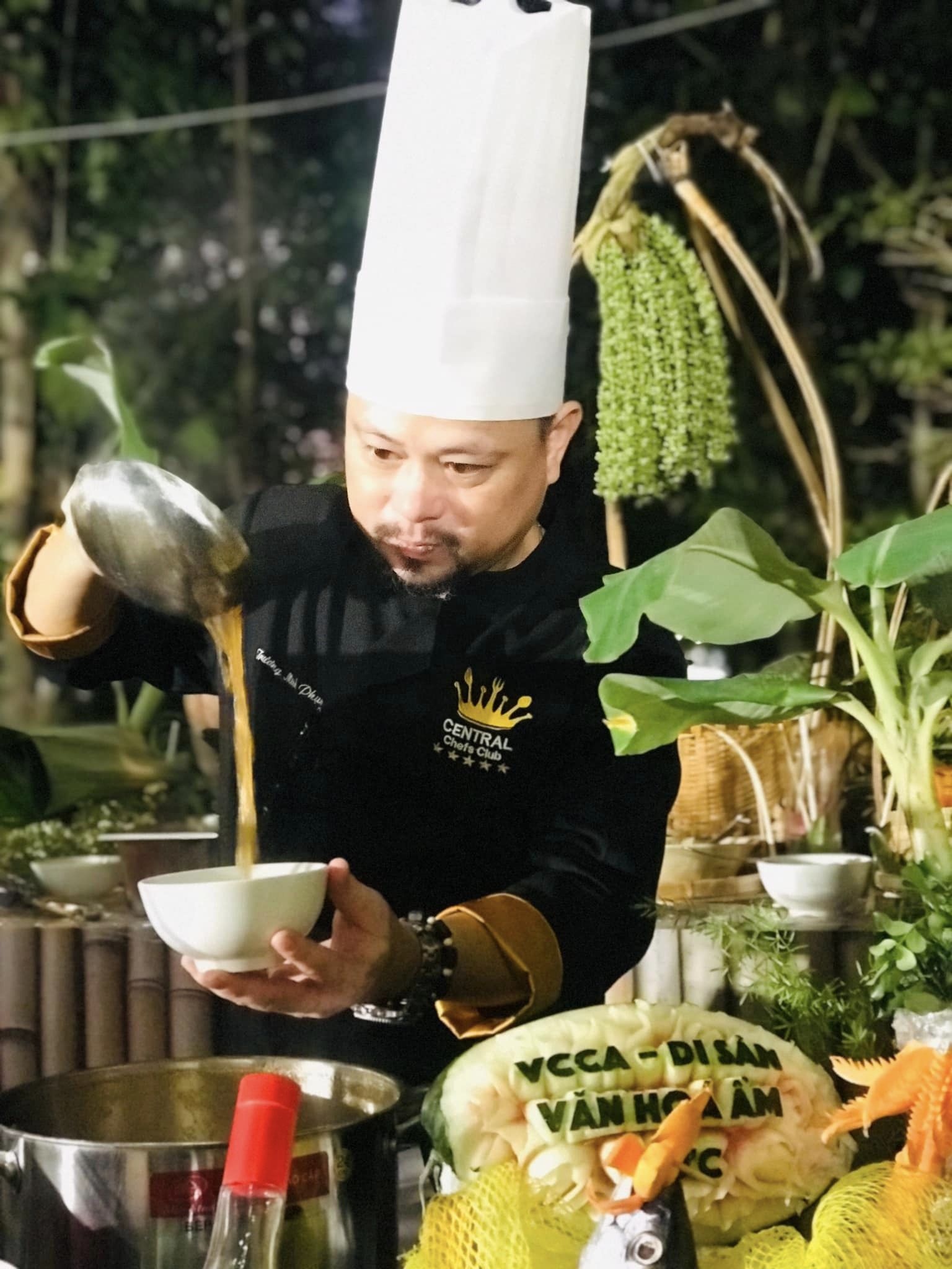 Giảng viên, chuyên gia ẩm thực - Trương Minh Phụng
